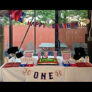 First birthday party baseball decor